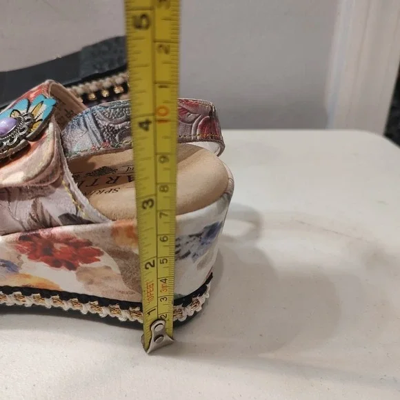 L'Artiste Women Blissful BGEM Leather Strappy Wedge Sandal US 6 6.5 EU 37 Floral - Picture 11 of 11